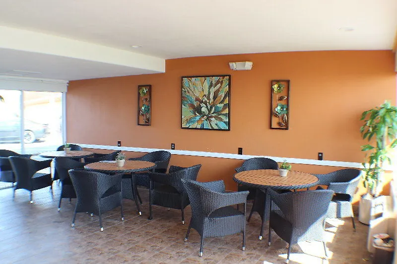 فندق Beach House Inn دايتونا بيتش