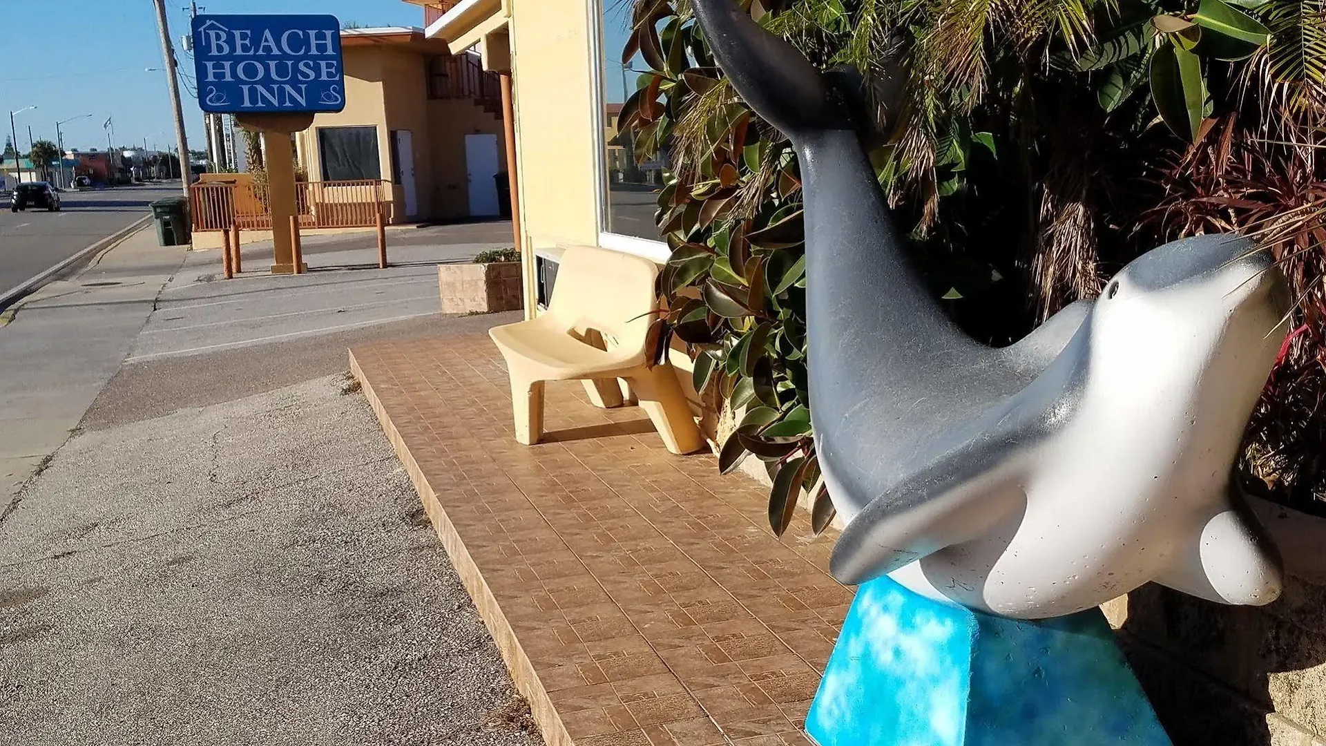 Beach House Inn دايتونا بيتش 2*,