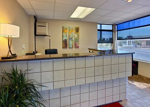 Beach House Inn دايتونا بيتش فندق