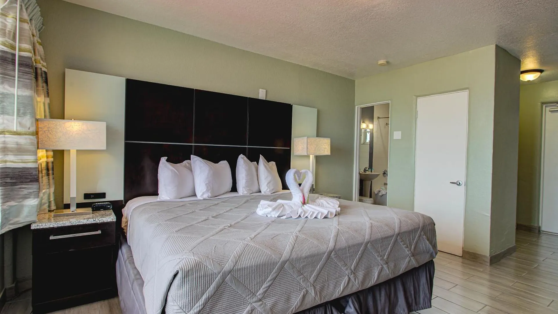 ** Hotel Beach House Inn Daytona Beach USA
